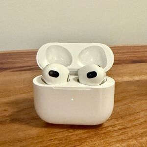 Apple AirPods 3rd Generation